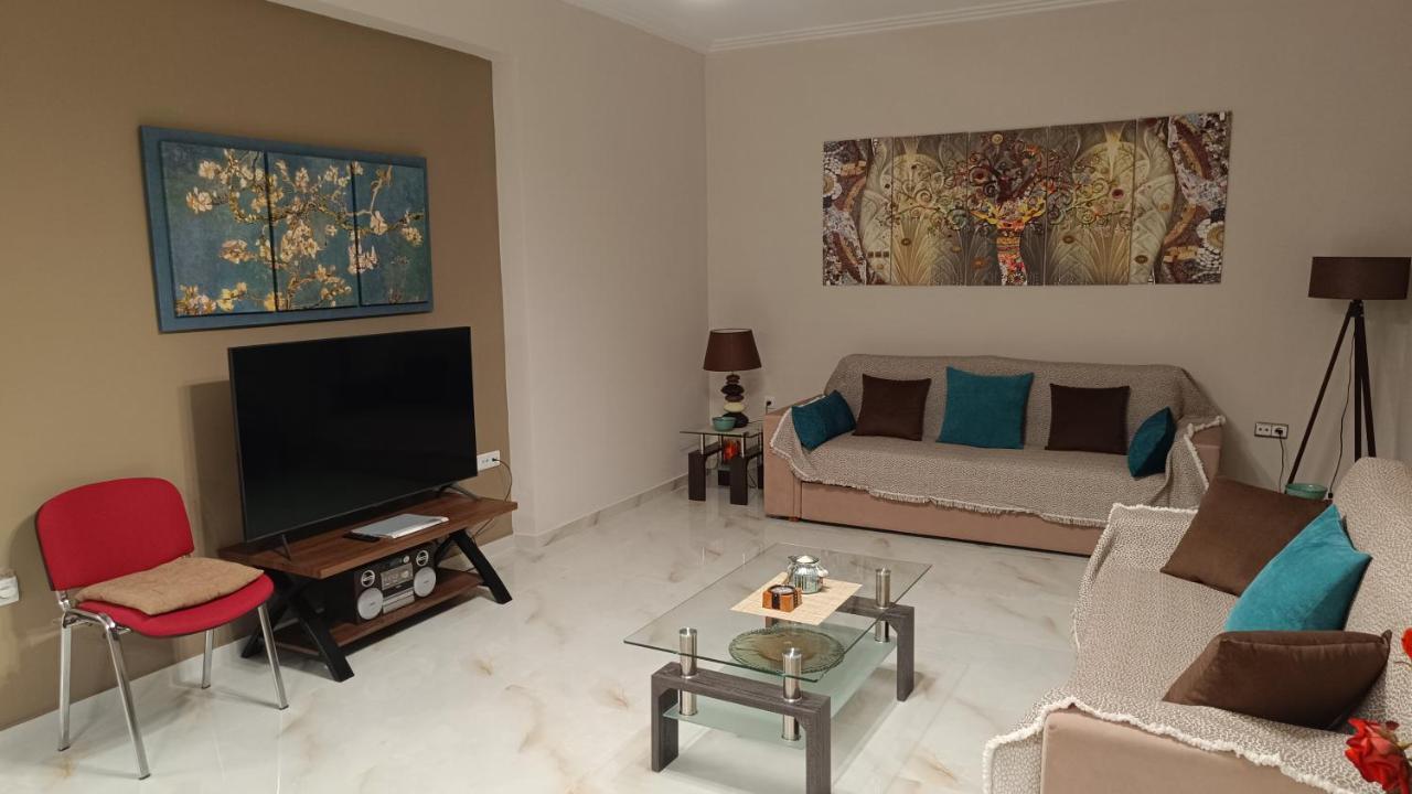 Ebony And Ivory Suites Drosia  Exterior photo